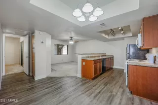 Photo #5: 6232062 Listing