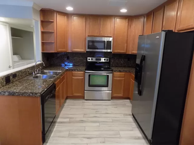 MLS: 6232115 Condo For Sale