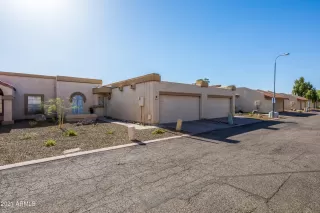 Photo #2: 6232145 Listing 