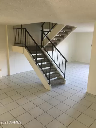 Photo #2: 6232207 Listing