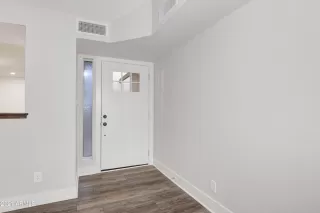 Photo #5: 6232394 Listing