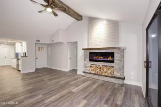 Photo #6: 6232394 Listing