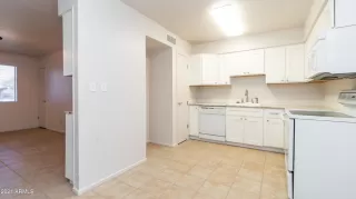 Photo #6: 6232512 Listing