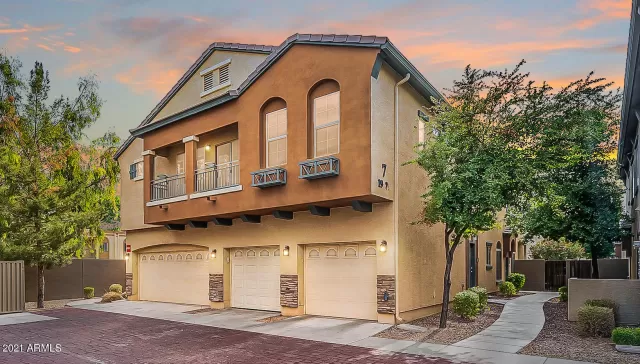 MLS: 6232590 Condo For Sale