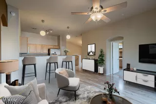 Photo #2: 6232590 Listing 