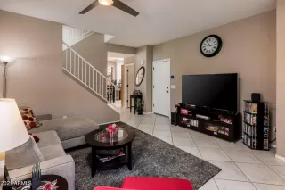 Photo #3: 6232612 Listing