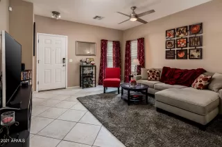 Photo #4: 6232612 Listing