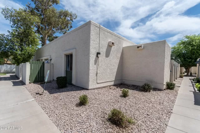 MLS: 6232700 Condo For Sale