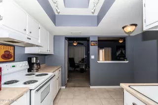 Photo #6: 6232700 Listing 