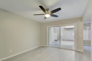 Photo #3: 6232913 Listing