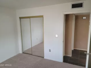 Photo #6: 6233052 Listing