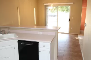 Photo #4: 6233085 Listing 