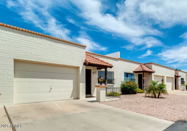 MLS: 6233131 Condo For Sale