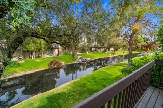 Photo #4: 6233646 Listing