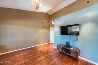 Photo #5: 6233731 Listing 