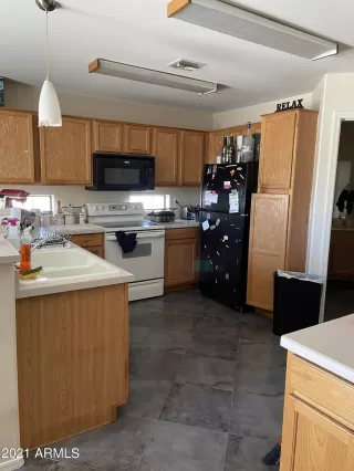 Photo #3: 6233840 Listing 