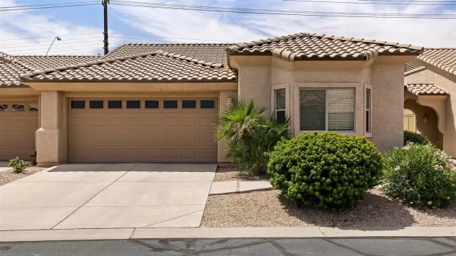 MLS: 6234148 Condo For Sale