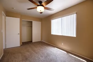 Photo #4: 6234200 Listing