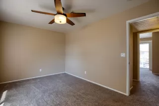 Photo #5: 6234200 Listing