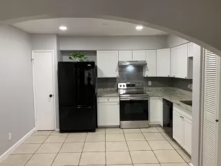 Photo #3: 6234269 Listing