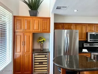 Photo #3: 6234338 Listing 