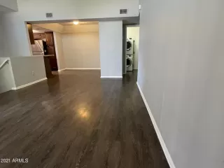 Photo #5: 6234467 Listing