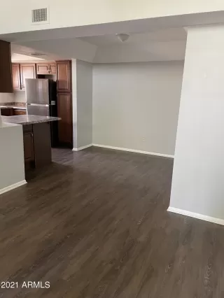 Photo #6: 6234467 Listing