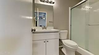 Photo #6: 6234586 Listing