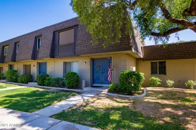 MLS: 6234969 Condo For Sale