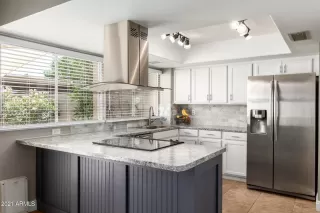 Photo #3: 6234969 Listing