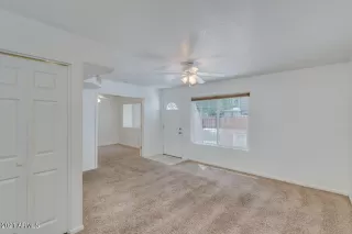 Photo #6: 6234987 Listing