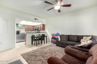 Photo #3: 6235148 Listing