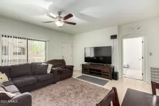 Photo #5: 6235148 Listing