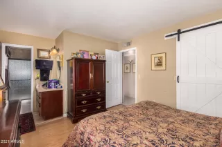 Photo #2: 6235275 Listing 