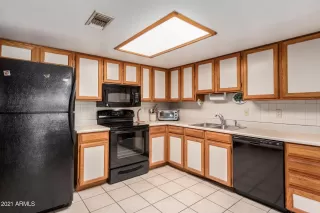 Photo #6: 6235379 Listing