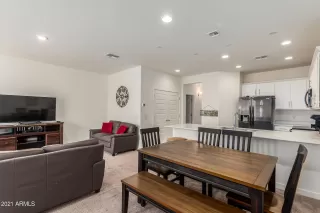 Photo #4: 6235407 Listing