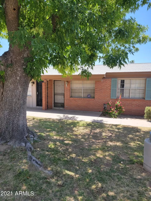 MLS: 6235463 Condo For Sale