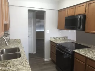 Photo #3: 6235463 Listing