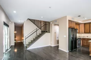 Photo #2: 6235604 Listing