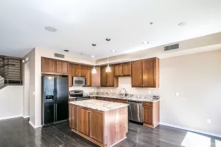 Photo #3: 6235604 Listing