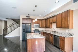 Photo #5: 6235604 Listing