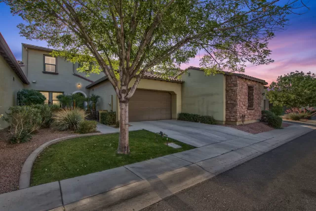 MLS: 6235698 Condo For Sale