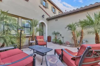 Photo #4: 6235698 Listing