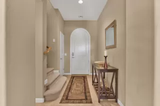 Photo #6: 6235698 Listing