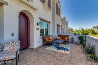 Photo #2: 6235815 Listing 