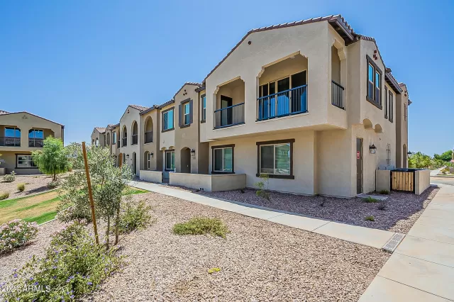 MLS: 6235886 Condo For Sale