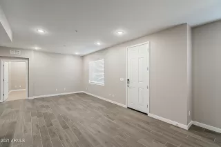 Photo #4: 6235886 Listing