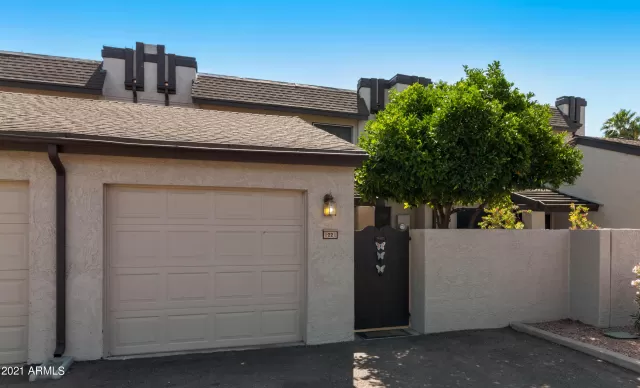 MLS: 6235963 Condo For Sale