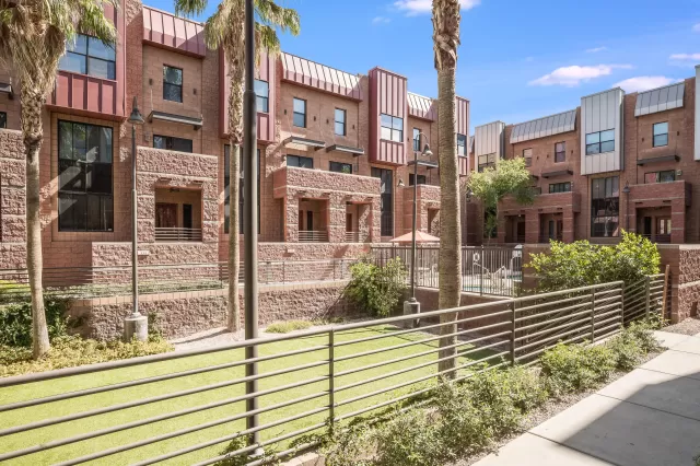 MLS: 6235968 Condo For Sale