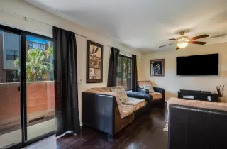 Photo #5: 6235968 Listing